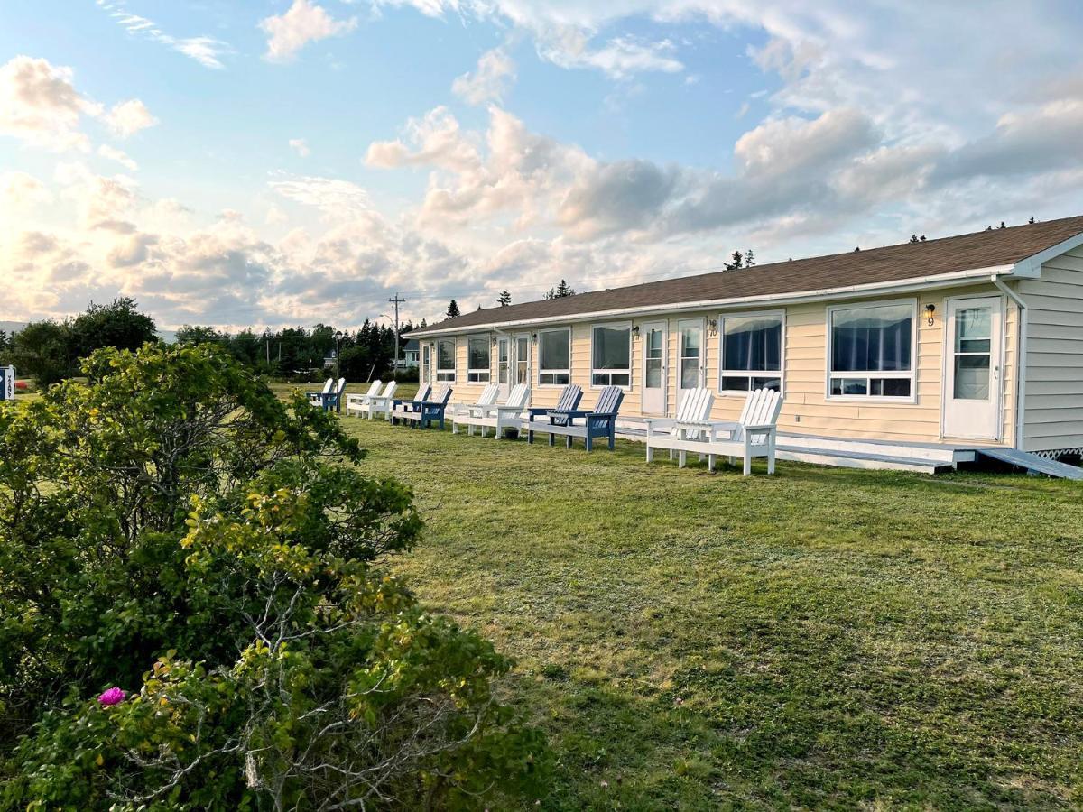 إينغونيش Sea Breeze Motel المظهر الخارجي الصورة